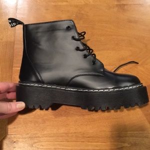 *LAST CALL* Nice leather combat boot